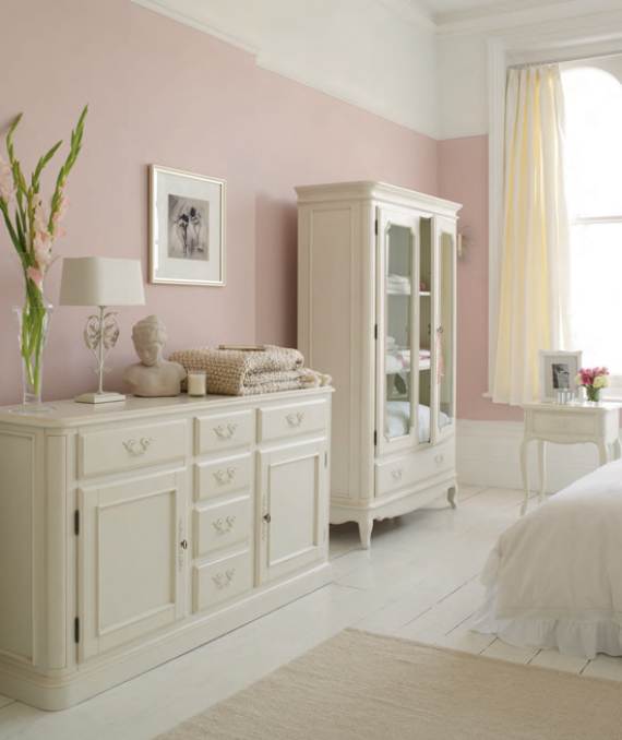 romantic-symphony-of-silence-in-the-new-interior-painterly-floral-from-laura-ashley-6
