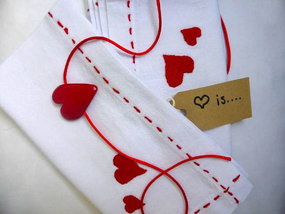 sweet-diy-heart-crafts-ideas-for-valentines-day-32