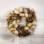 40 Colorful Easter Décor Ideas for Spring Homes and Holiday Tables (36)-min