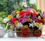 45-Awesome-Mother’s-Day-Flower-Gift-Decoration-Ideas-18 (1)