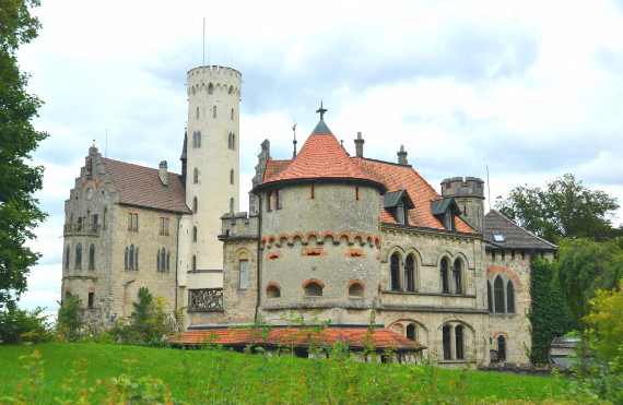 Lichtenstein Castle -The Only True Fairytale Castle-Germany (10)