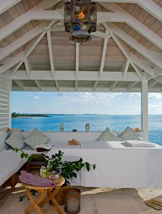 Living Large Within a Natural Paradise The Little Whale Cay in Bahamas (10)