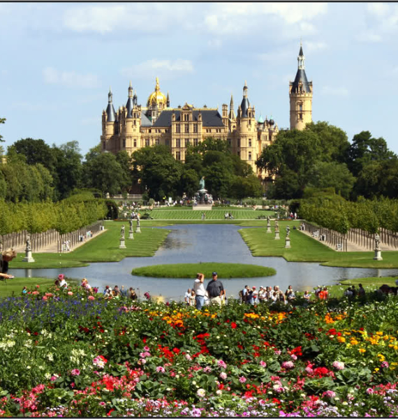 The Jewel Of Lake Schwerin- Schwerin Castle And Park (5)