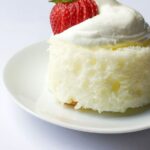 mothers-day-whipped cream cake