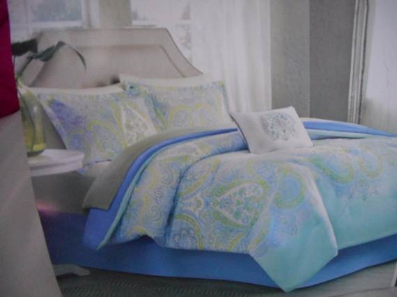 25-Pretty-Mothers-Day-Bedding-Sets-Romantic-Ideas-in-Spring-Colors