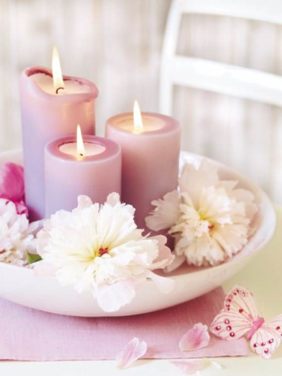 Decorative-Candles-and-Flowers-Cute-Mothers-Day-Gift-Ideas-34