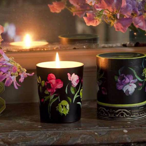 Decorative-Candles-and-Flowers-Cute-Mothers-Day-Gift-Ideas-8