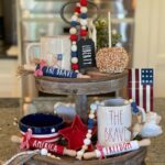 4th-of-July-Home-Decor-Tiered-Tray-via-@farmhousewishes_designsbysteph