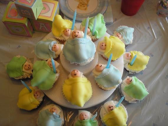 50-Baby-Shower-Cupcake-Cakes-in-Unique-Shape-33