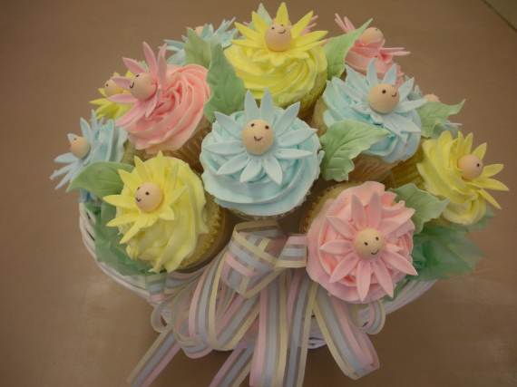 50-Baby-Shower-Cupcake-Cakes-in-Unique-Shape-38