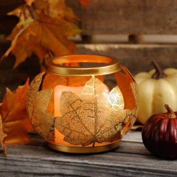 Get Stylish with Fall Decorating Ideas and Holidays (19)