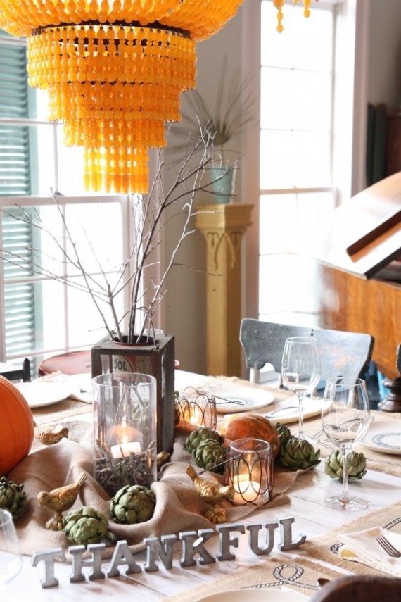 Warm and Inviting Thanksgiving Centerpiece Ideas  (25)