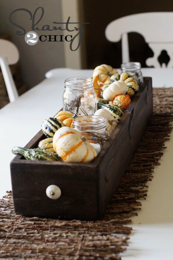 Warm and Inviting Thanksgiving Centerpiece Ideas  (27)