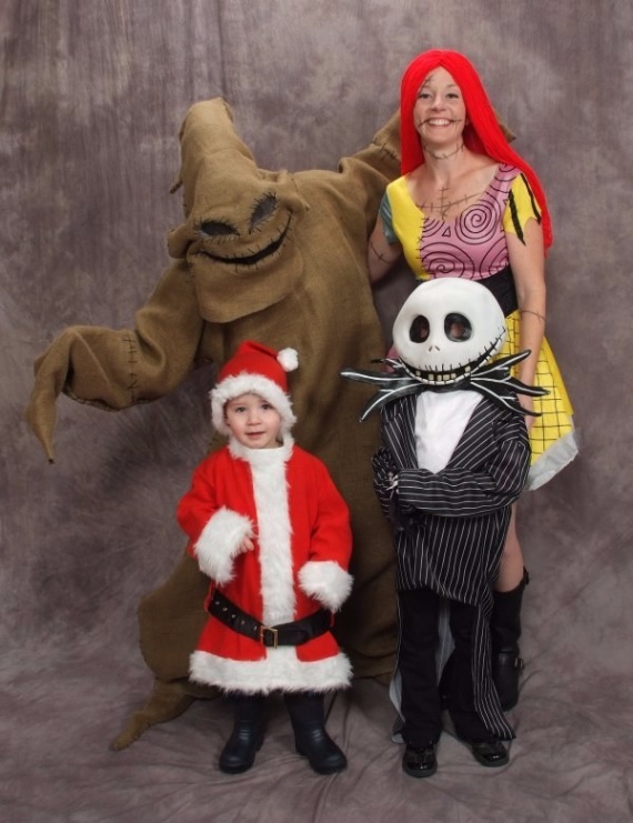 Family Halloween Costumes (28)
