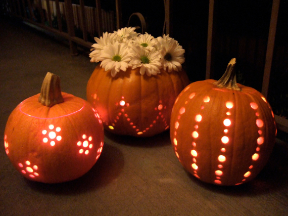 New Ways to Decorate Your Halloween Pumpkins (1)