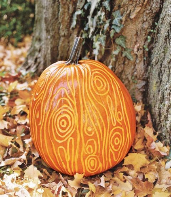 New Ways to Decorate Your Halloween Pumpkins (16)
