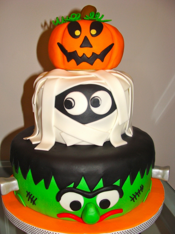 Cute & Non scary Halloween Cake Decorations (20)