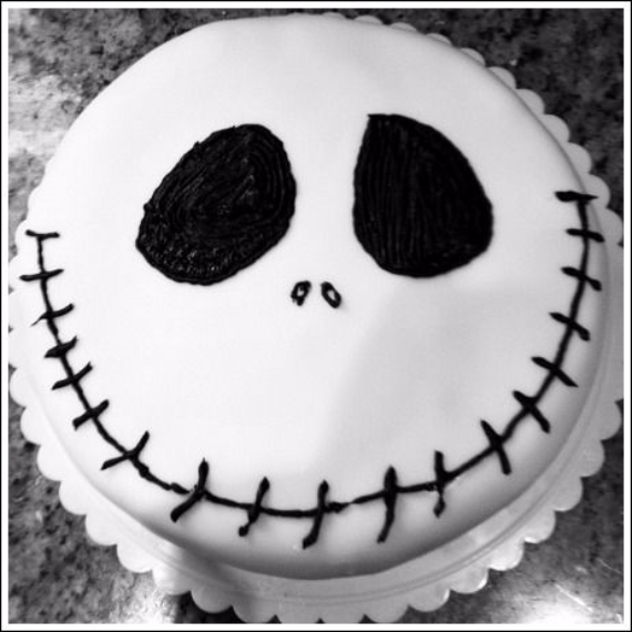 Cute & Non scary Halloween Cake Decorations (36)