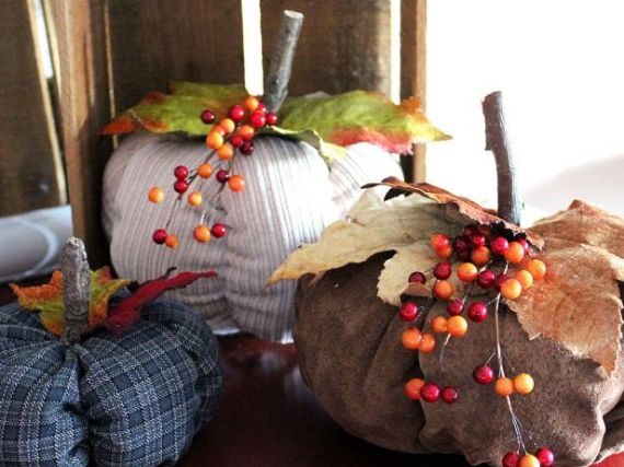 Easy-Sew Fabric Pumpkins (1)