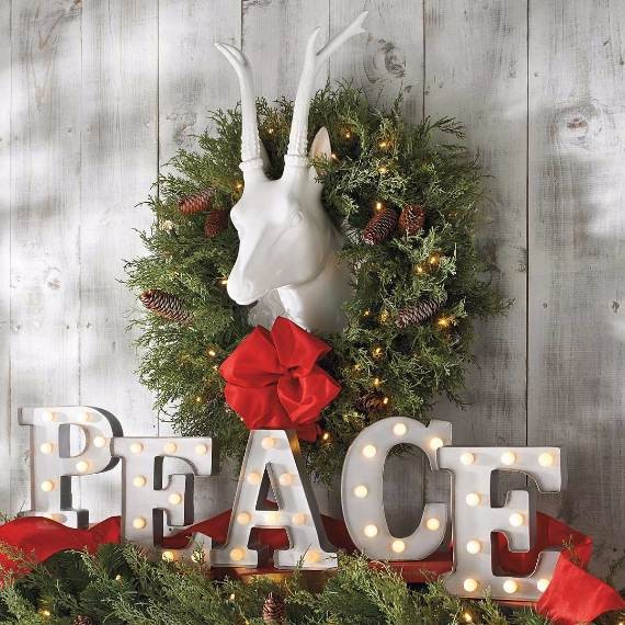 Magical-Christmas-Wreath-Designs-24