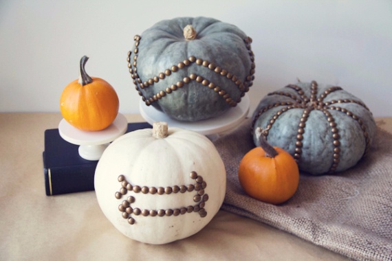 Ways to Decorate for Fall, Halloween and Thanksgiving  With Pumpkins     (17)
