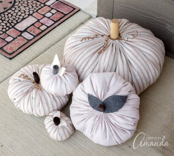 fabric-pumpkins (1)