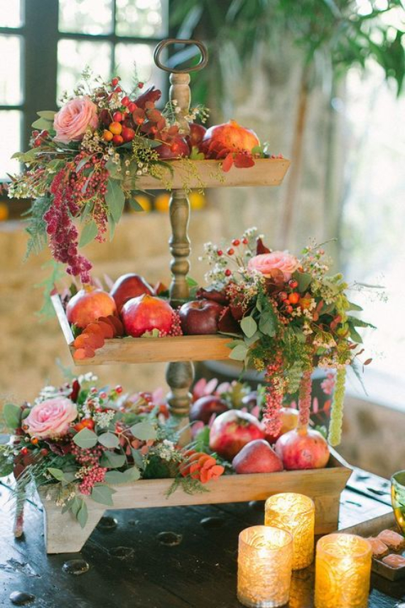Autumnal Decorating Ideas With Pomegranates (3)