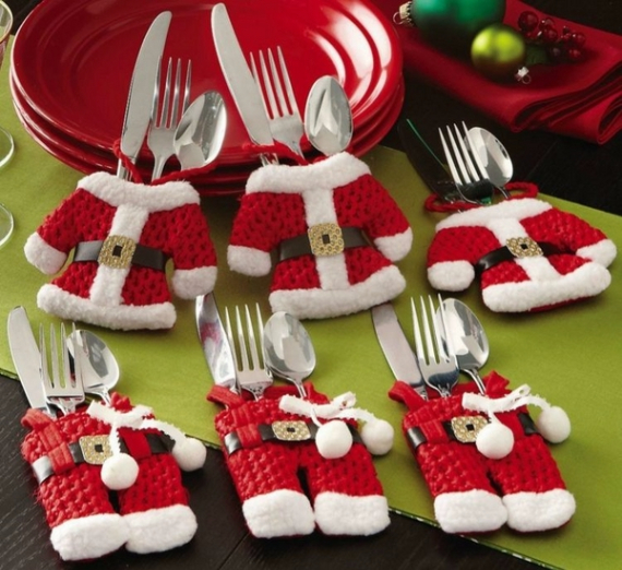 Christmas Dining Table Decor In Red And White (14)