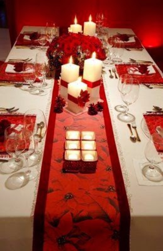 Christmas Dining Table Decor In Red And White  (17)