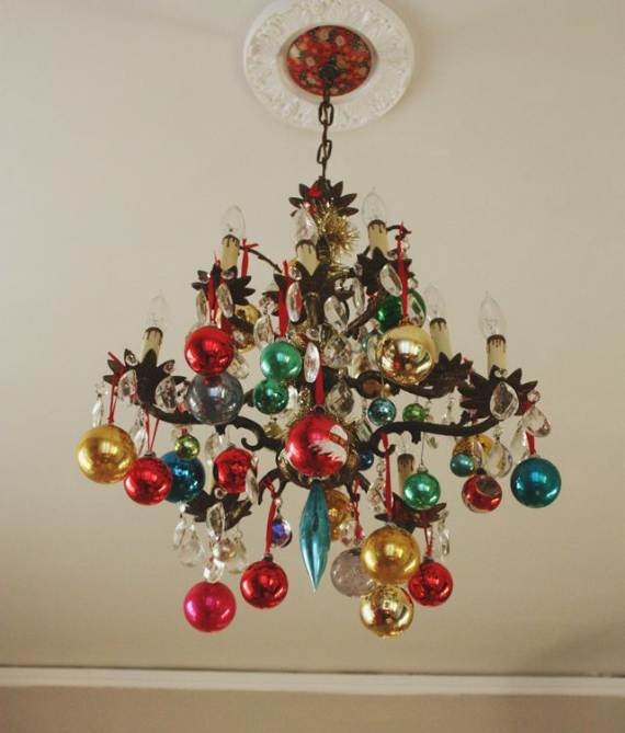Christmas-Pendant-Lights-and-Chandeliers