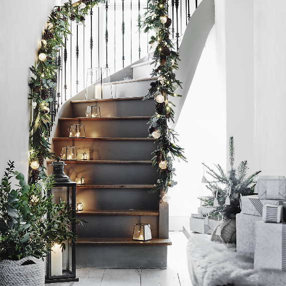 Christmas Spirit from the White Company (1)