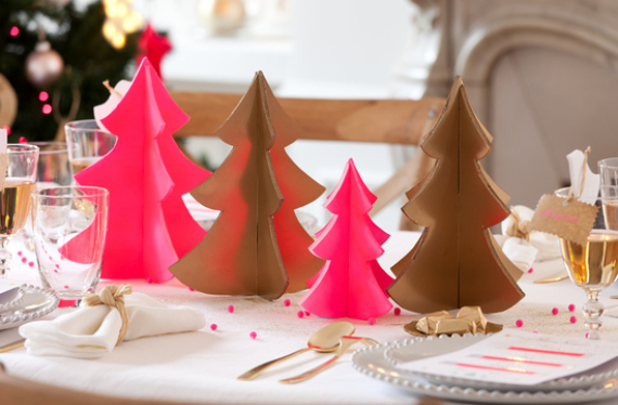 Fairy Dining Christmas Decor In Pink And Gold