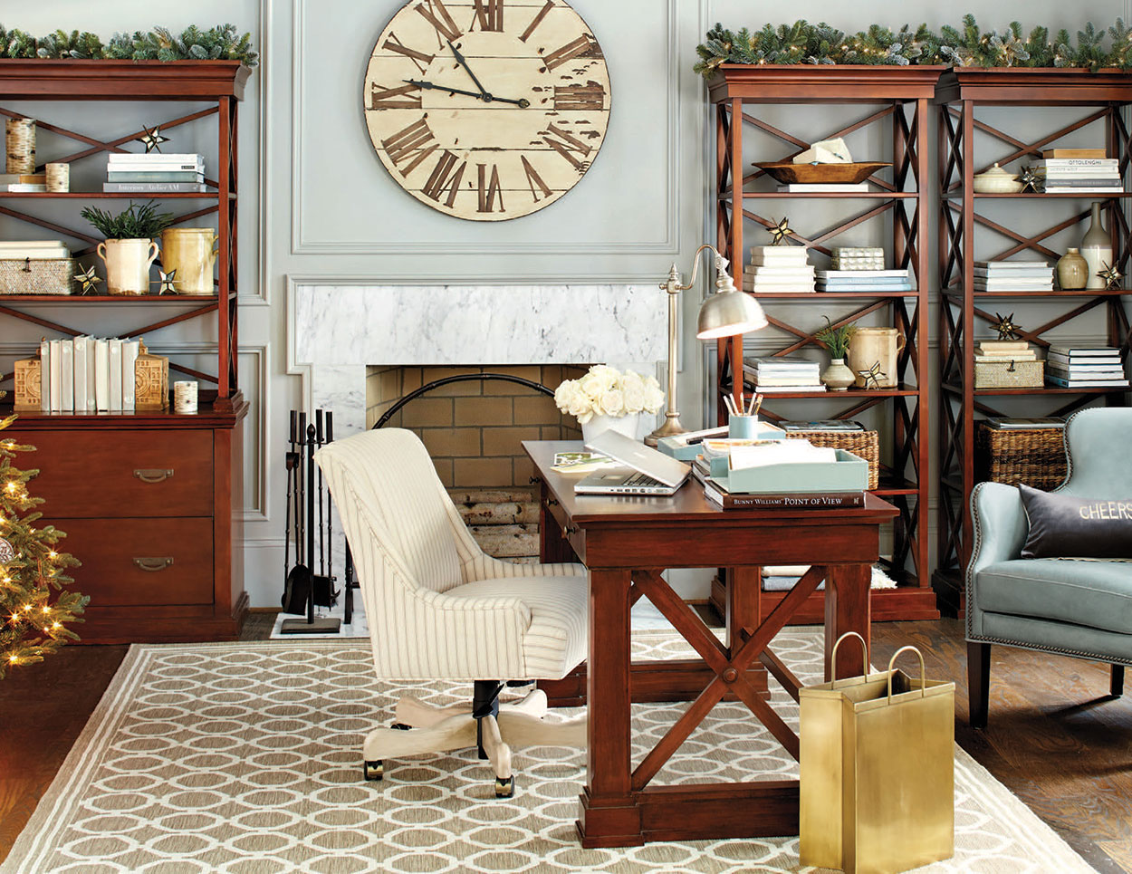 Stylish Home Office Christmas Decoration Ideas (25)