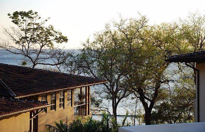 Casa Pinita – Exquisite Modern Home With Breathtaking Views in Costa Rica