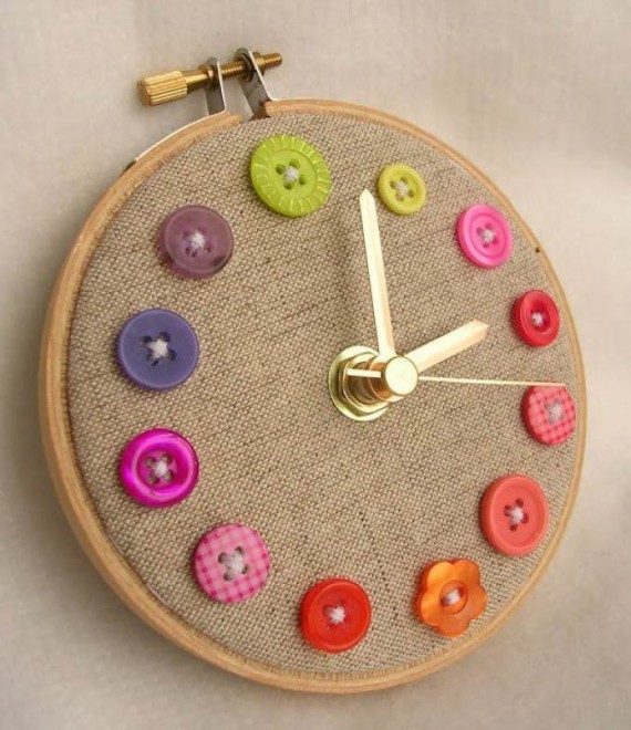 Creative DIY Craft Decorating Ideas Using Colorful Buttons (18)