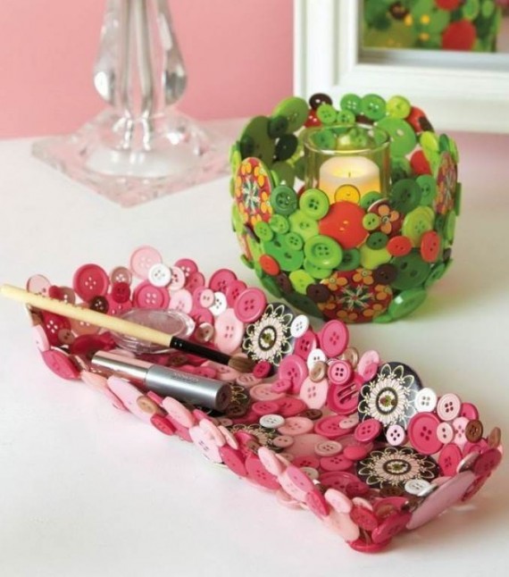 Creative DIY Craft Decorating Ideas Using Colorful Buttons (28)