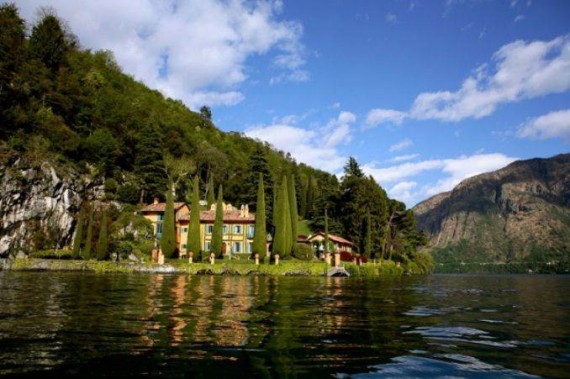 Delightful Villa On Lake Como Italy (15)