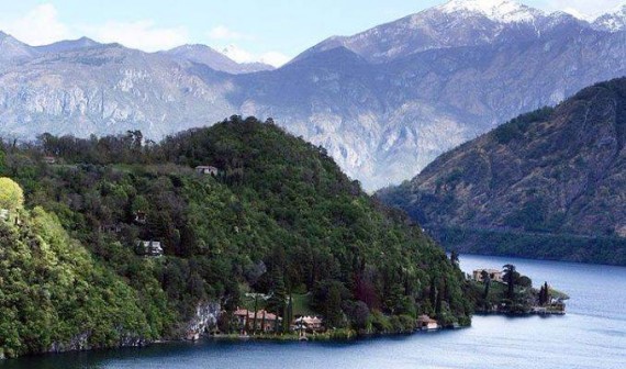 Delightful Villa On Lake Como Italy (60)