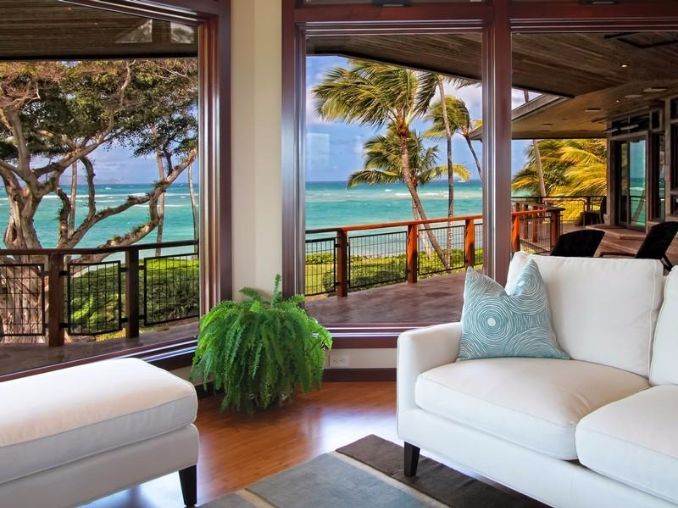 Exceptional Beachfront Home In Hawaii (11)