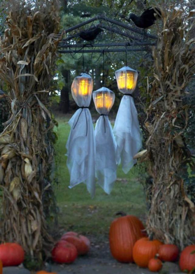 Halloween Decorations and Lights (12)