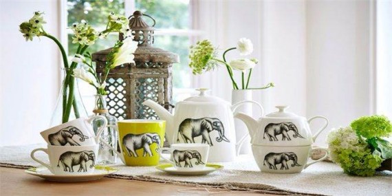4-Harlequin-home-accessories-Amazilia-mugs-Savanna-coffee-set-amazilia-fabric-luxurious-design