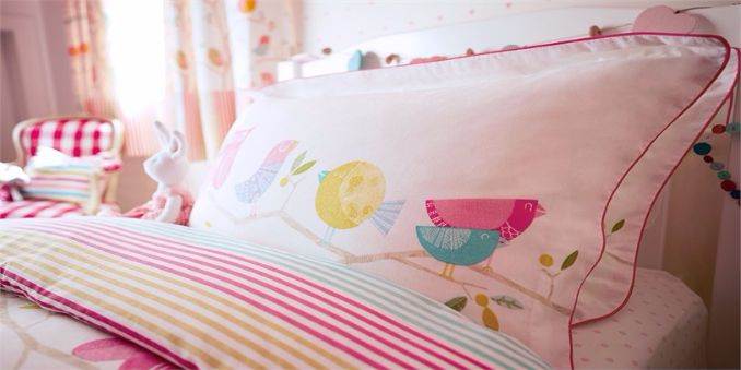Kids Bedding and Curtains Landing Page 03