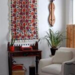 How-to-Turn-a-Rug-Into-a-Wall-Art-Tapestry2