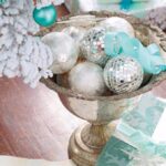 40 Fresh Blue Christmas Decorating Ideas (8)