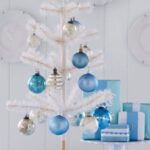 40 Fresh Blue Christmas Decorating Ideas (9)