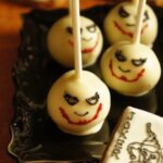 Creepy-Halloween-Ideas-50-Edible-Decorations-for-Halloween-Party-Table_25