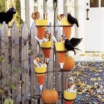 Cute And Cozy Rustic Fall And Halloween Décor Ideas (53)