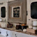 Cute And Cozy Rustic Fall And Halloween Décor Ideas (67)