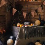 Cute And Cozy Rustic Fall And Halloween Décor Ideas (69)