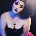 Halloween-Makeup-For-Women-–-60-Creepy-Makeup-Ideas-30
